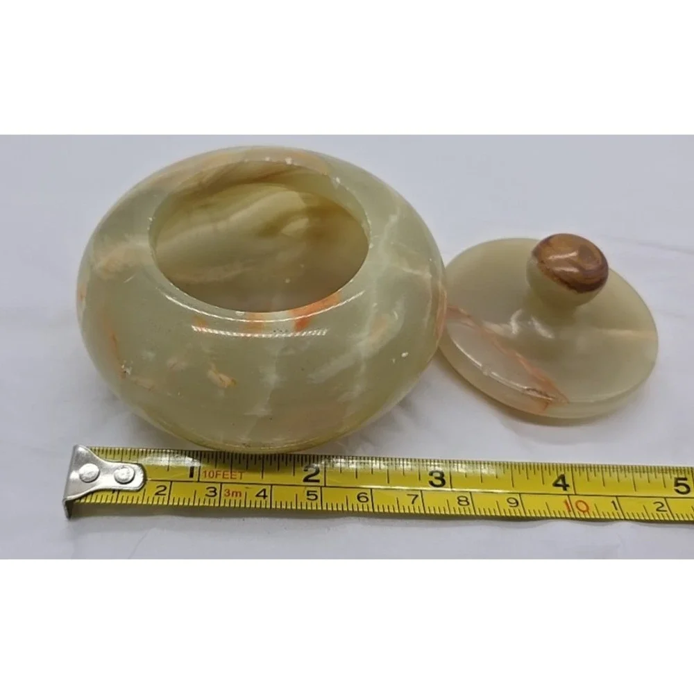 Vintage Hand Carved Green Onyx Stone Round Lidded Trinket Box Jewelry Box Home